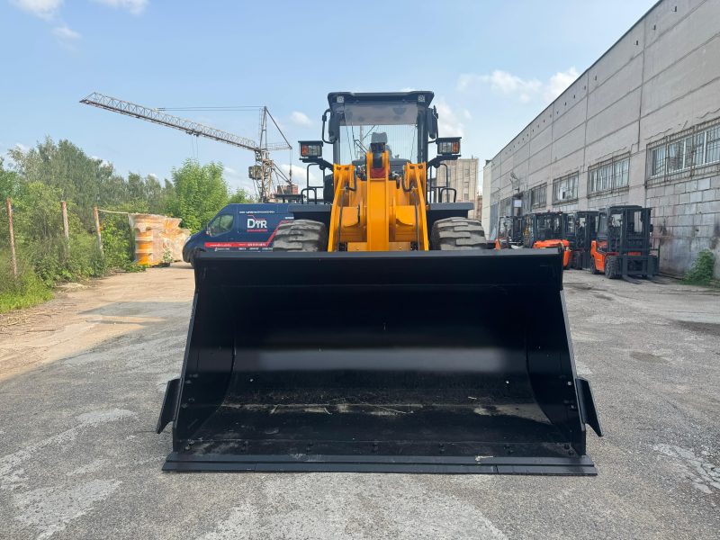 Фронтальный погрузчик Lonking CDM855G