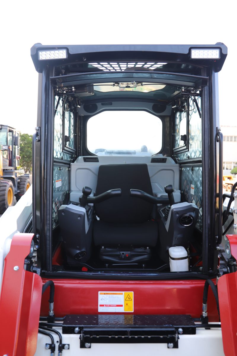 Мини-погрузчик Lonking CDM315T